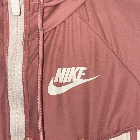Nude Nike Windbreaker - Picture 2 of 4